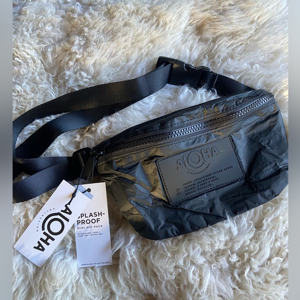 ALOHA Collection Black Hip Pack